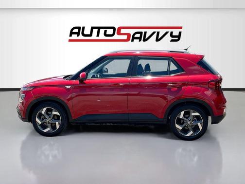 Scarlet Red Pearl 2022 Hyundai VENUE Limited
