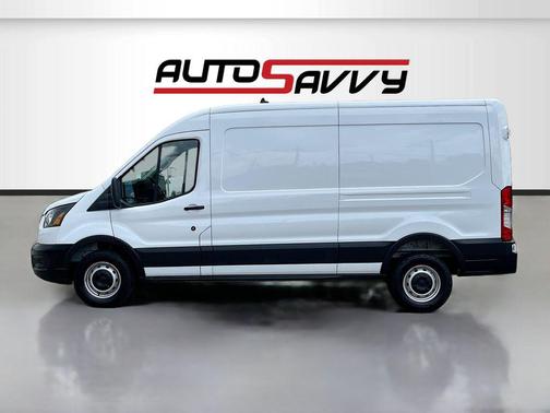 Oxford White 2025 Ford Transit-250 Base