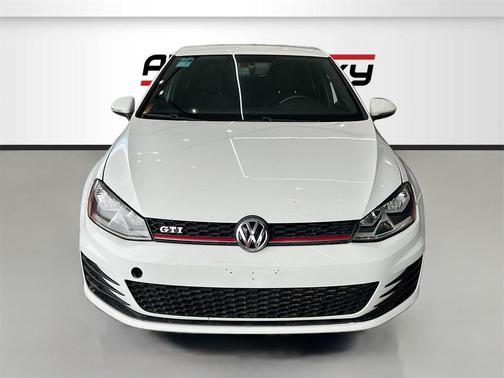 2017 Volkswagen Golf GTI 2.0T S 4-Door