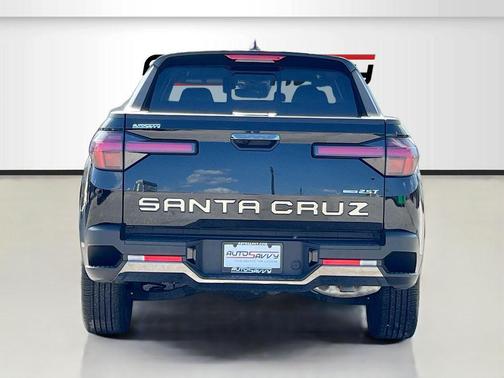 Phantom Black 2024 Hyundai SANTA CRUZ Limited