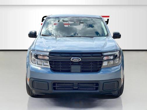 Azure Gray Metallic Tri-Coat 2024 Ford Maverick Lariat