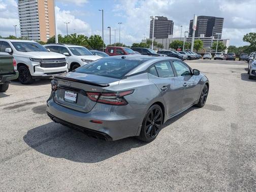 2023 Nissan Maxima SR Xtronic CVT