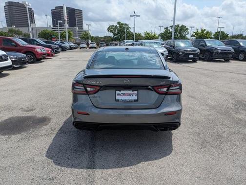 2023 Nissan Maxima SR Xtronic CVT