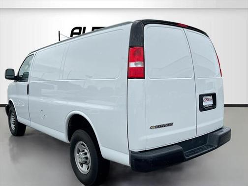 2023 Chevrolet Express 2500 RWD 2500 Regular Wheelbase WT