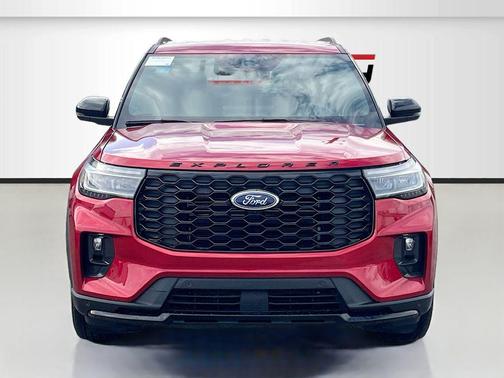Rapid Red Metallic Tinted Clearcoat 2025 Ford Explorer ST-Line