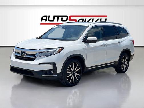 Platinum White Pearl 2021 Honda Pilot AWD Elite