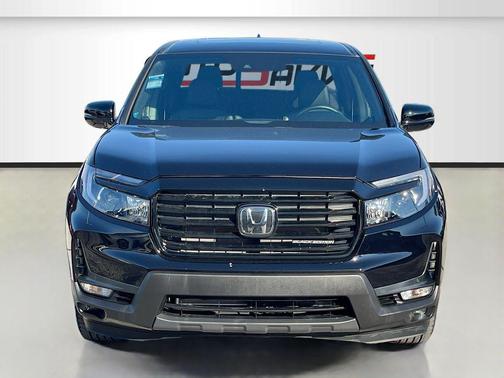 2023 Honda Ridgeline Black