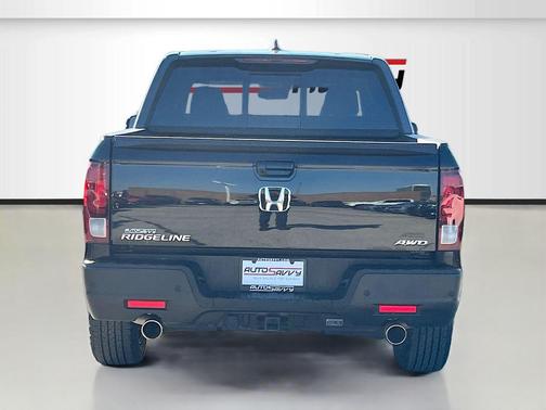 2023 Honda Ridgeline Black