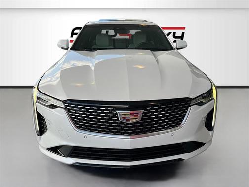 2022 Cadillac CT4 Premium Luxury