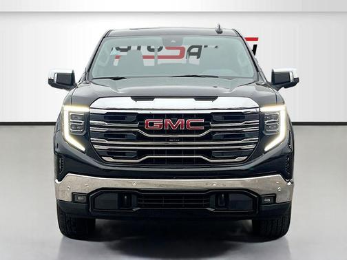 Onyx Black 2025 GMC Sierra 1500 SLT