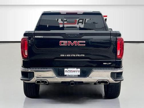 Onyx Black 2025 GMC Sierra 1500 SLT
