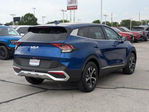 2025 Kia Sportage EX