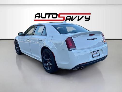 Bright White Clearcoat 2023 Chrysler 300 S