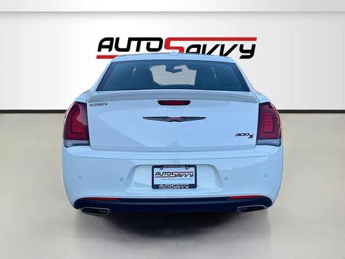 Bright White Clearcoat 2023 Chrysler 300 S