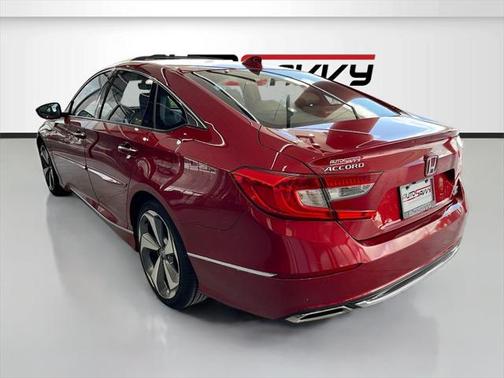 2019 Honda Accord Touring 2.0T
