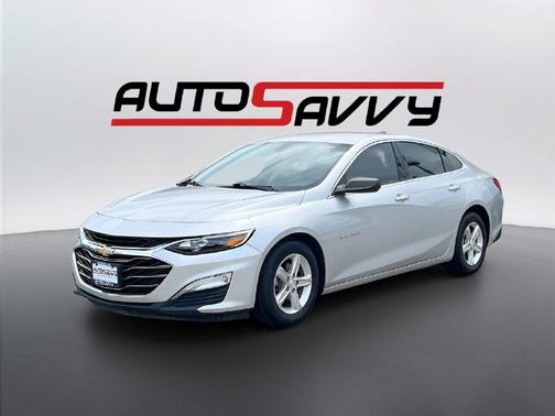 Silver Ice Metallic 2020 Chevrolet Malibu 1LS
