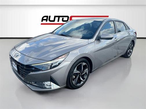 2022 Hyundai ELANTRA Limited