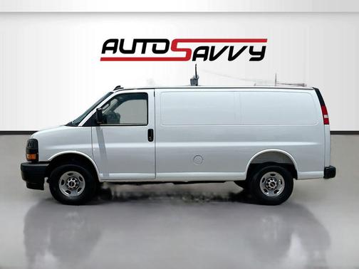 Summit White 2025 GMC Savana 2500 Work Van