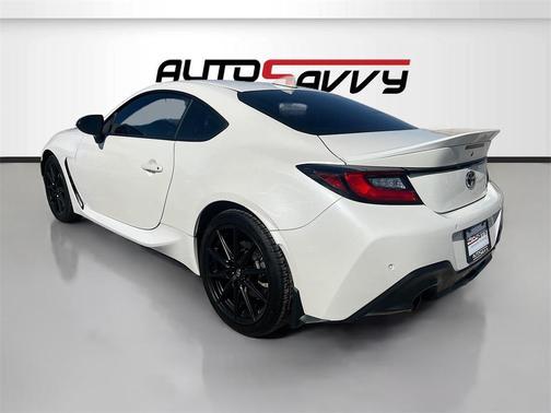 2024 Toyota GR86 Premium