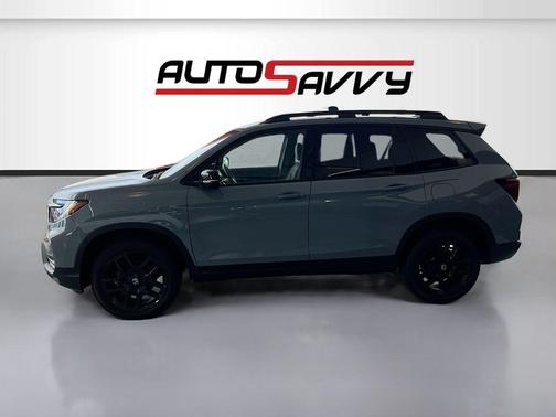 2024 Honda Passport AWD Black