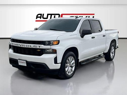 Summit White 2021 Chevrolet Silverado 1500 Custom
