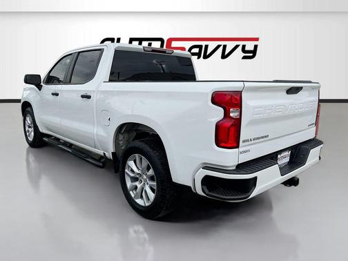 Summit White 2021 Chevrolet Silverado 1500 Custom