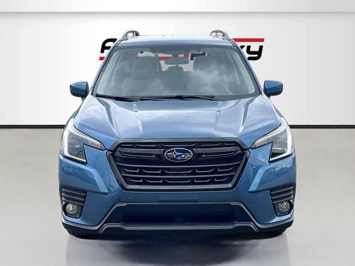 Horizon Blue Pearl 2022 Subaru Forester Premium
