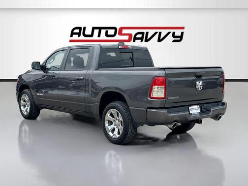 Granite Crystal Metallic Clearcoat 2022 RAM 1500 Big Horn/Lone Star