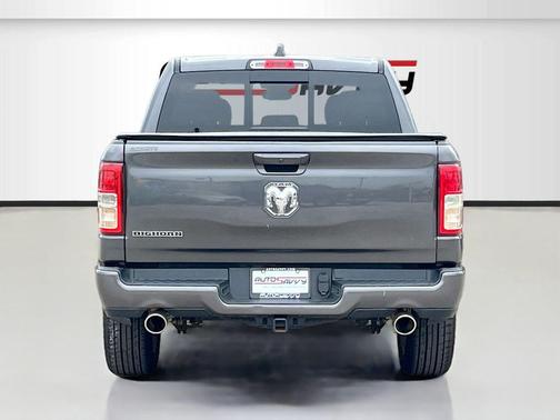 Granite Crystal Metallic Clearcoat 2022 RAM 1500 Big Horn/Lone Star