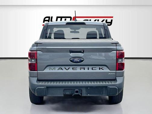 Gray Metallic 2022 Ford Maverick XLT
