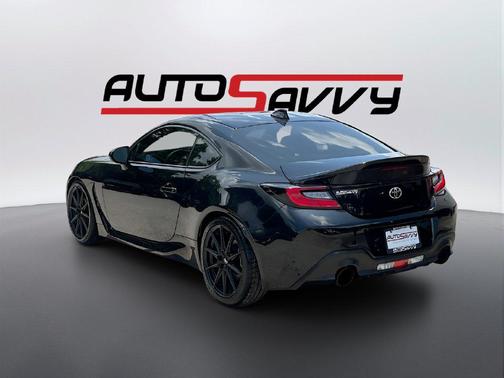Raven 2023 Toyota GR86 Premium