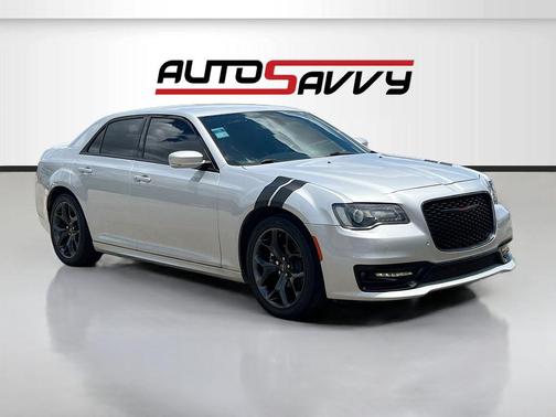 Gloss Black 2021 Chrysler 300 S