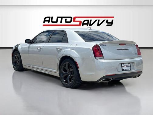 Gloss Black 2021 Chrysler 300 S