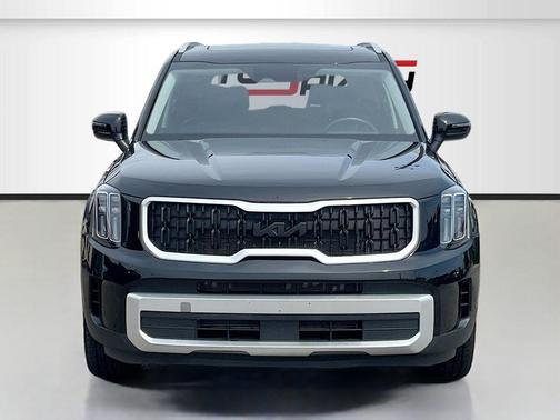 Ebony Black 2024 Kia Telluride S