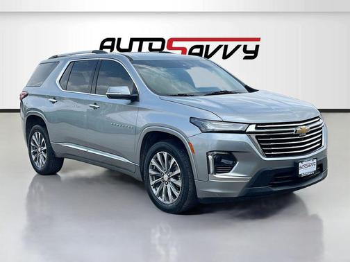 Sterling Gray Metallic 2023 Chevrolet Traverse Premier
