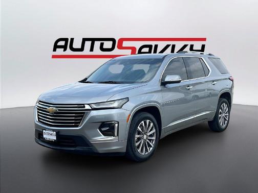 Sterling Gray Metallic 2023 Chevrolet Traverse Premier