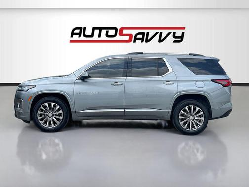 Sterling Gray Metallic 2023 Chevrolet Traverse Premier