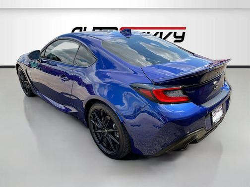 Blue Metallic 2025 Toyota GR86 Premium