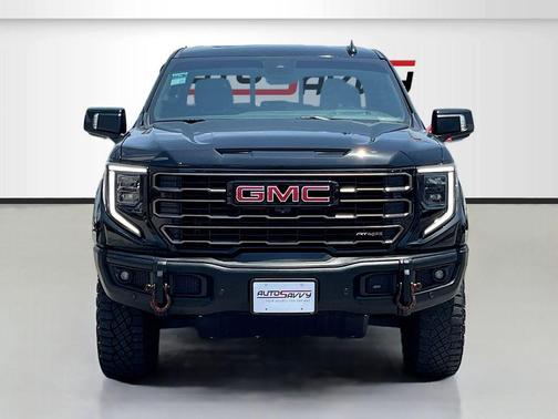 Onyx Black 2023 GMC Sierra 1500 AT4X