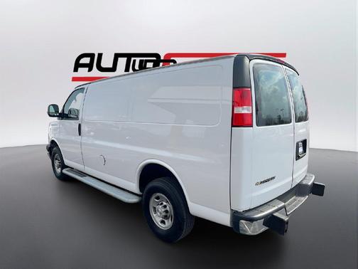 Summit White 2023 Chevrolet Express 2500 Work Van