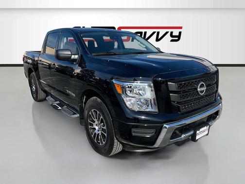 2024 Nissan Titan SV