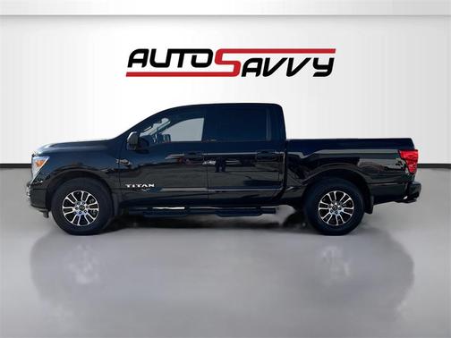 2024 Nissan Titan SV
