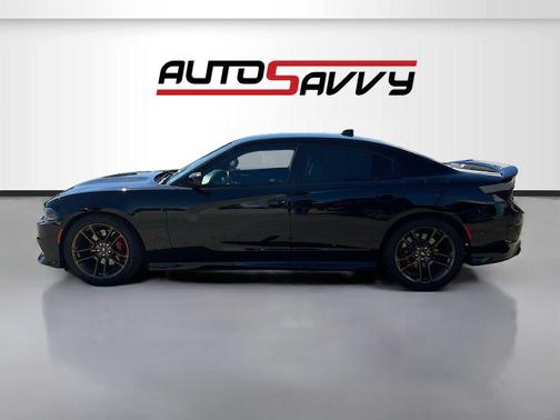 Pitch Black Clearcoat 2021 Dodge Charger R/T Scat Pack