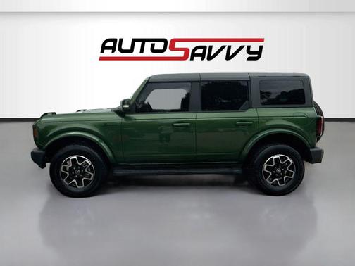 Eruption Green Metallic 2024 Ford Bronco Outer Banks
