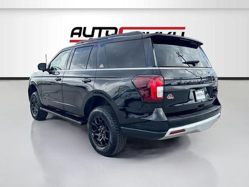 Agate Black Metallic 2022 Ford Expedition Timberline