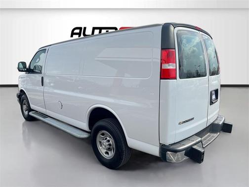 2023 Chevrolet Express 2500 RWD 2500 Regular Wheelbase WT