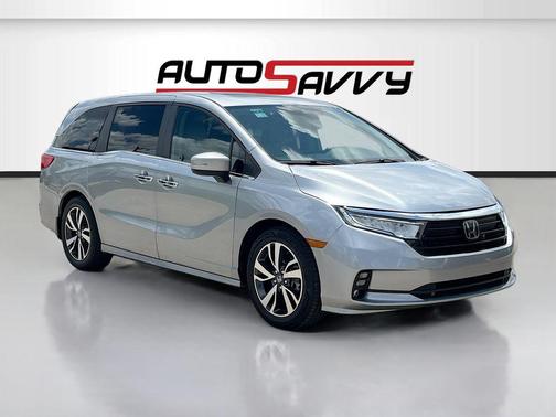 Lunar Silver Metallic 2023 Honda Odyssey EX-L