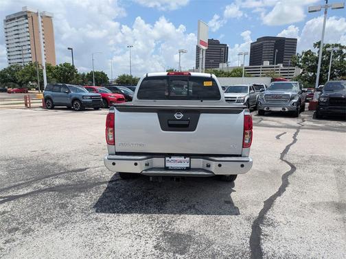 2021 Nissan Frontier SV