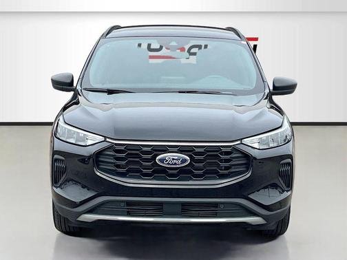 Agate Black Metallic 2025 Ford Escape ST-Line