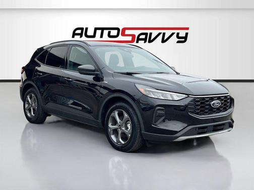 Agate Black Metallic 2025 Ford Escape ST-Line